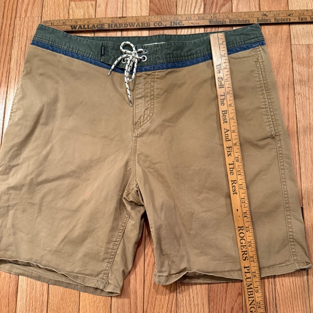 VTG Quiksilver Tan and Green Board Surf Shorts